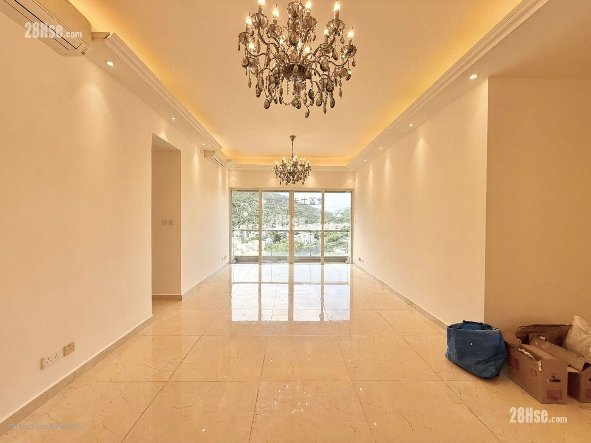 Avignon Sell 4 Bedrooms , 4 Bathrooms 1,209 ft² ( 112.3 m² )
