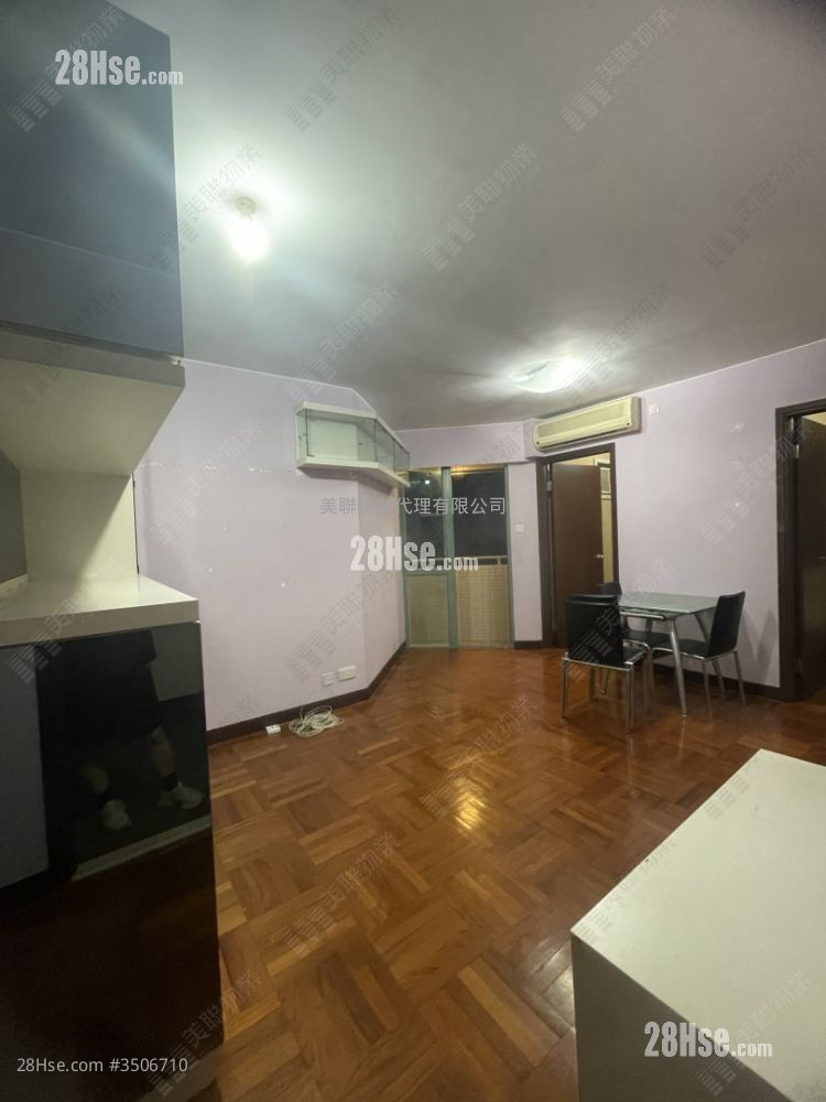 The Sorentino Sell 2 Bedrooms 447 ft² ( 41.5 m² )