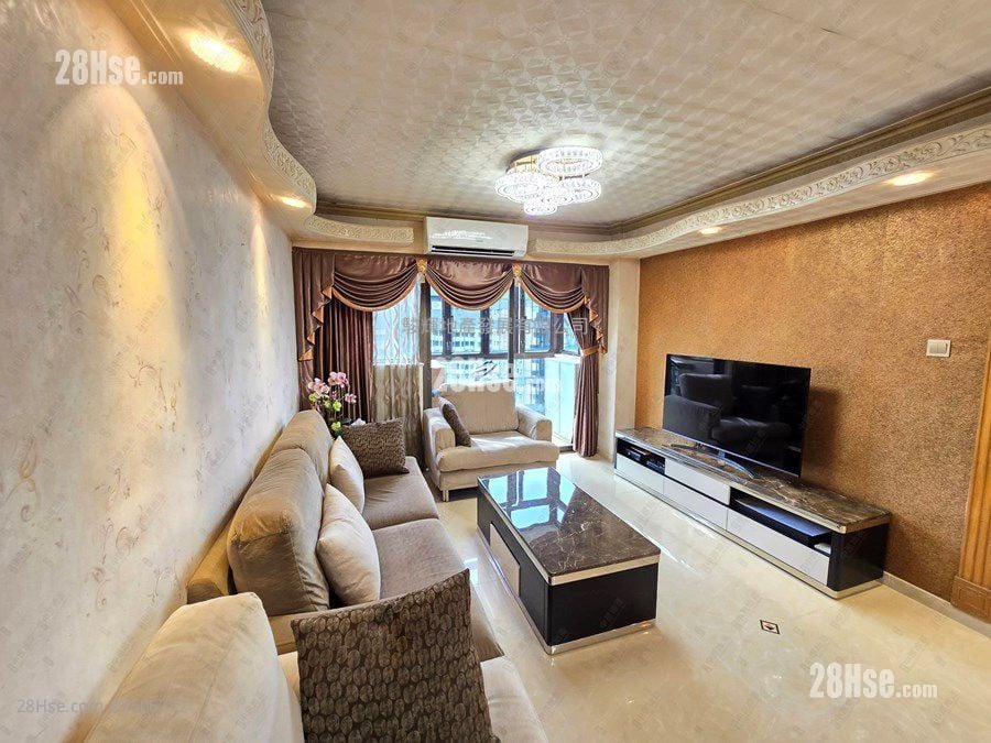 Hilton Towers Sell 3 Bedrooms , 2 Bathrooms 958 ft² ( 89.0 m² )