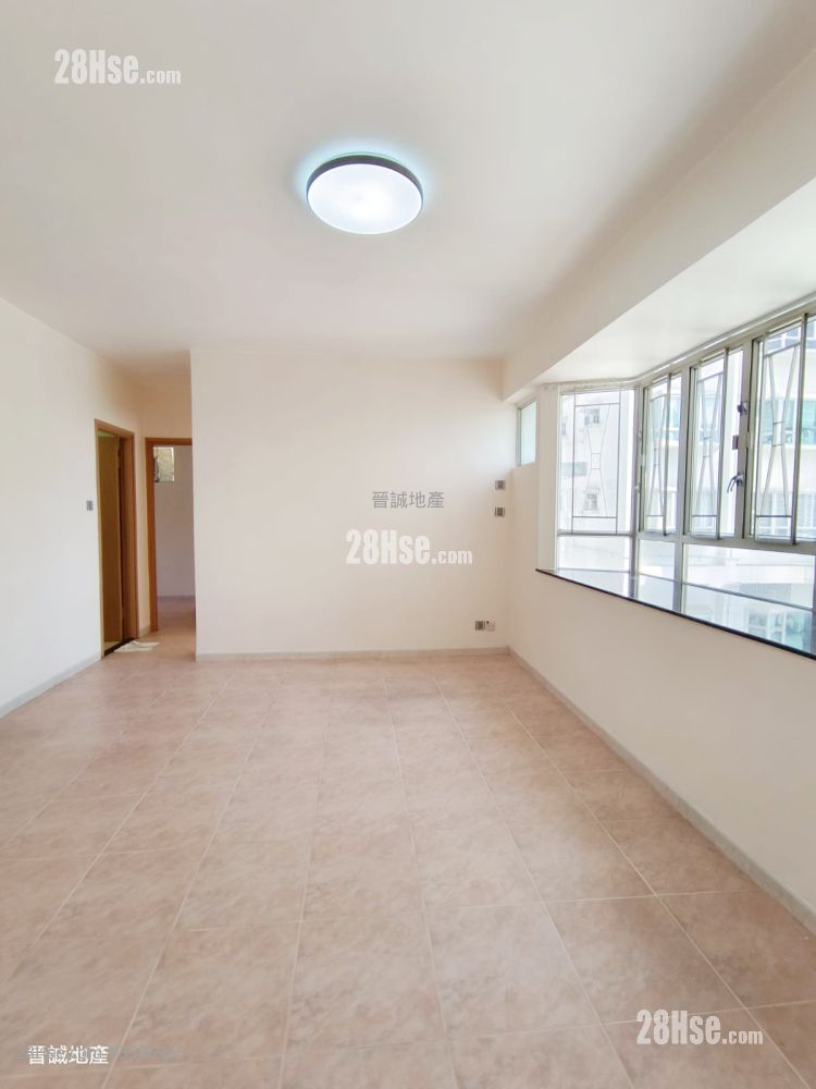 Seaview Garden Rental 2 Bedrooms , 1 Bathroom 582 ft² ( 54.1 m² )