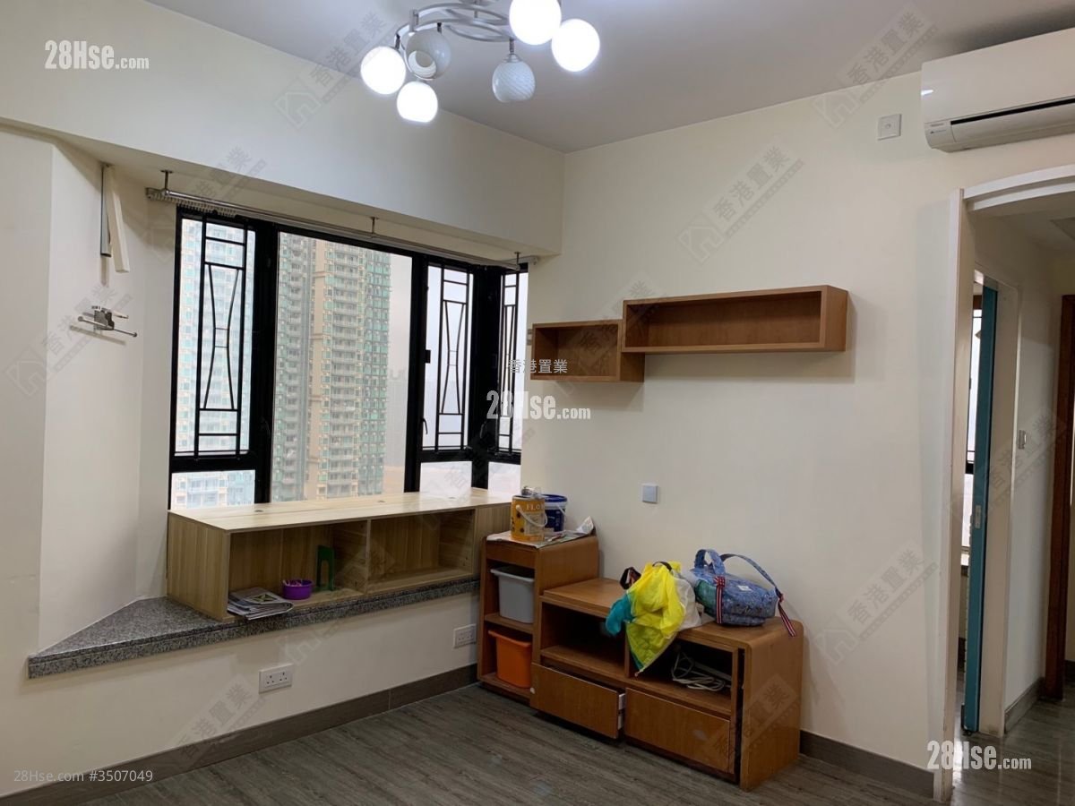Metropolitan Rise Sell 2 Bedrooms 419 ft² ( 38.9 m² )