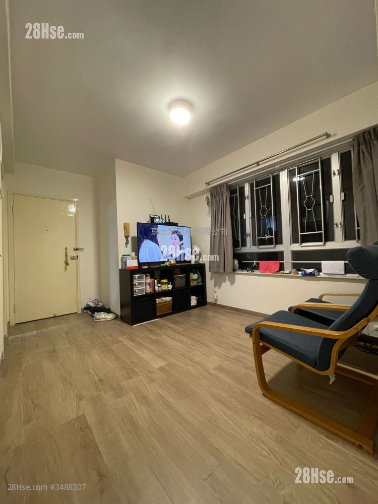 Grandeur Garden Rental 2 Bedrooms , 1 Bathroom 314 ft² ( 29.2 m² )