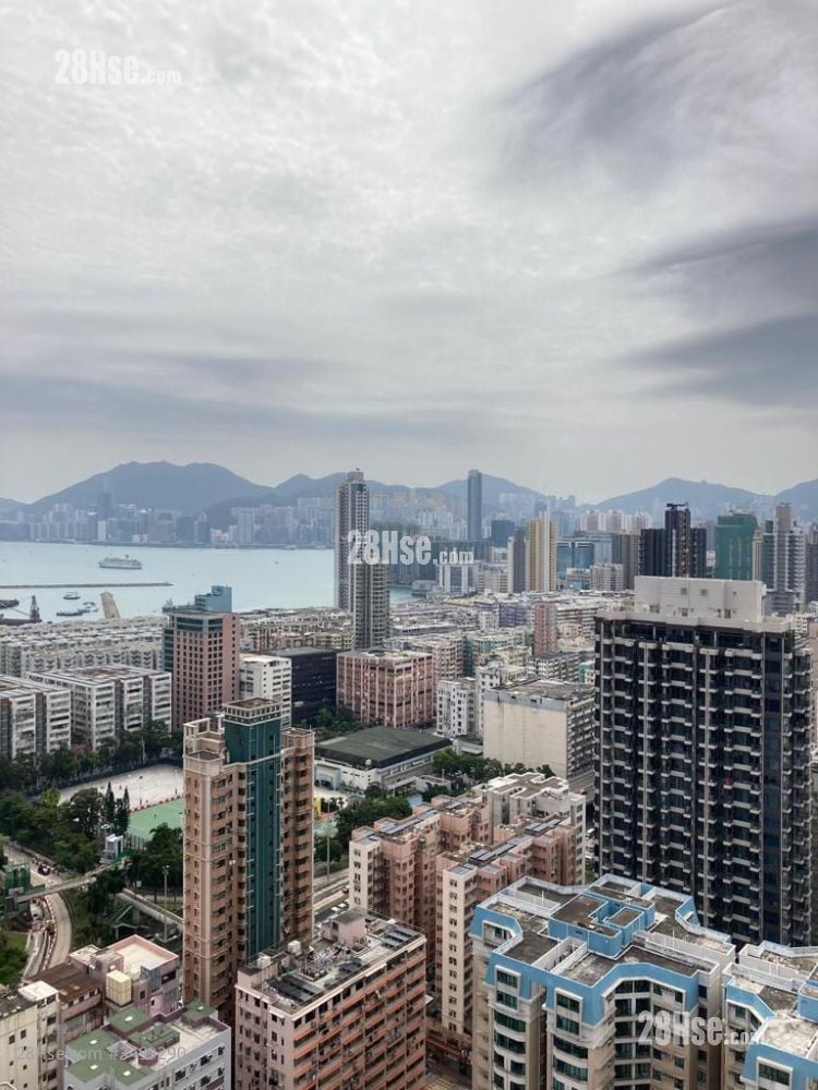 Metropolitan Rise Rental 2 Bedrooms , 1 Bathroom 419 ft² ( 38.9 m² )