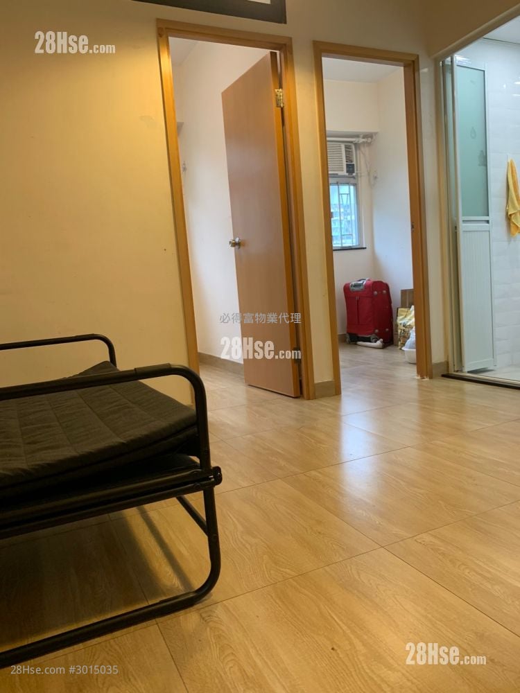 Sun Lee Building Rental 2 Bedrooms , 1 Bathroom 280 ft² ( 26.0 m² )