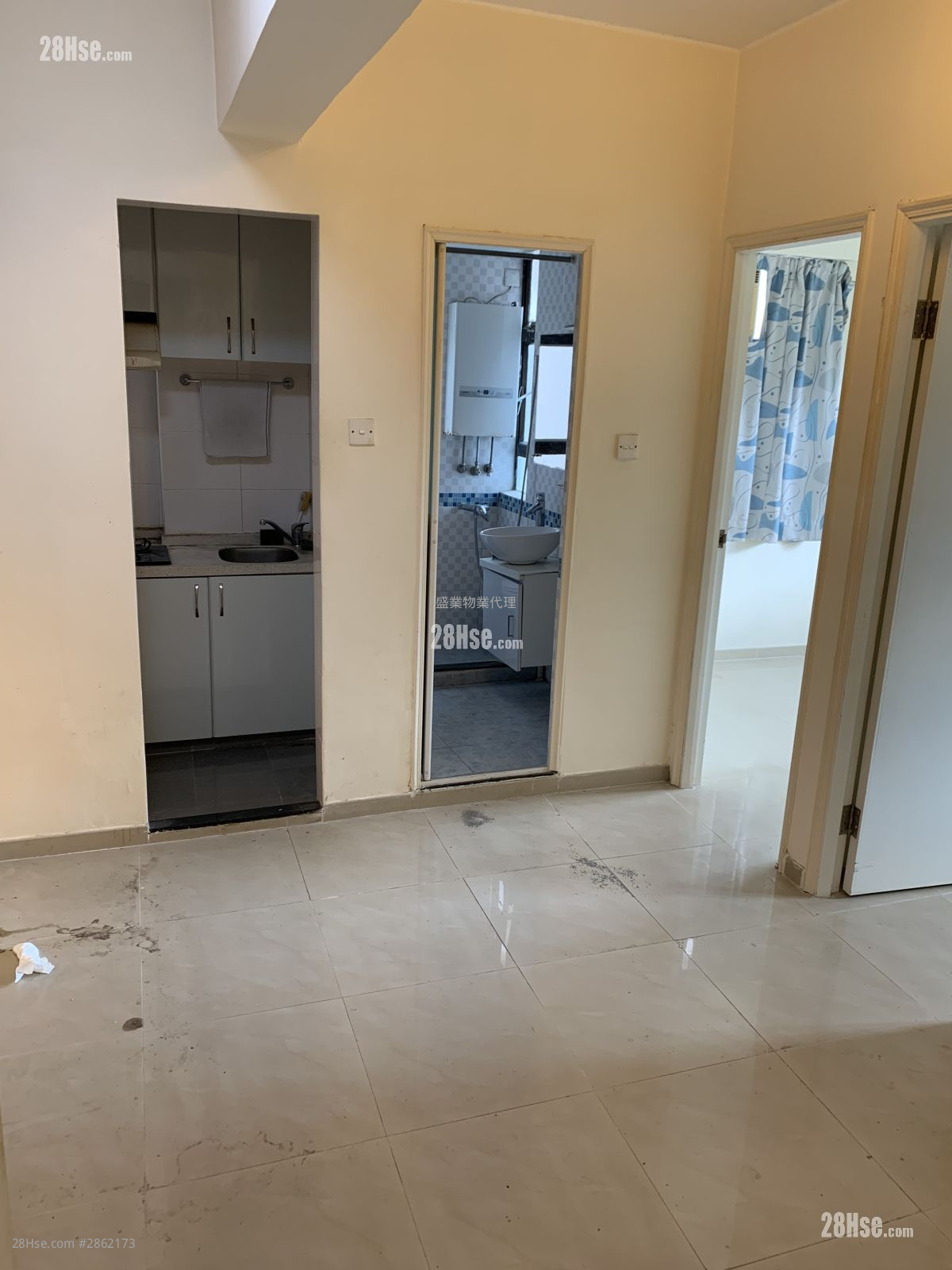 Yen Lok Building Sell 2 Bedrooms 315 ft² ( 29.3 m² )