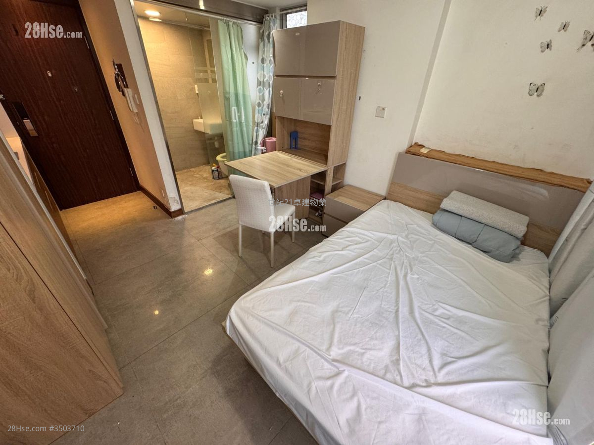 Ava62 Rental Studio , 1 Bathroom 200 ft² ( 18.6 m² )
