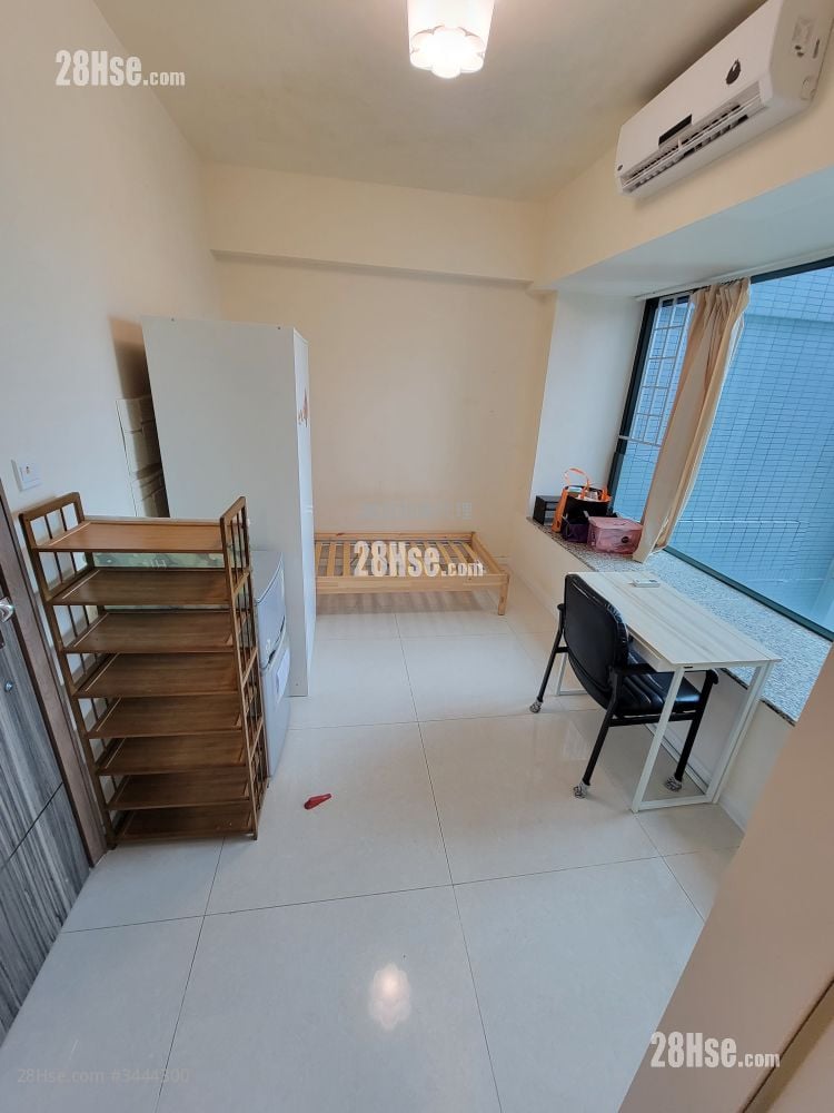Mont Vert Rental Studio , 1 Bathroom 180 ft² ( 16.7 m² )