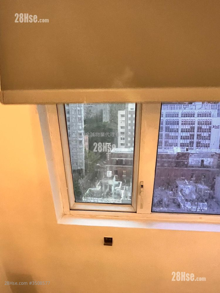 Kam Ho Mansion Rental Studio , 1 Bathroom 239 ft² ( 22.2 m² )