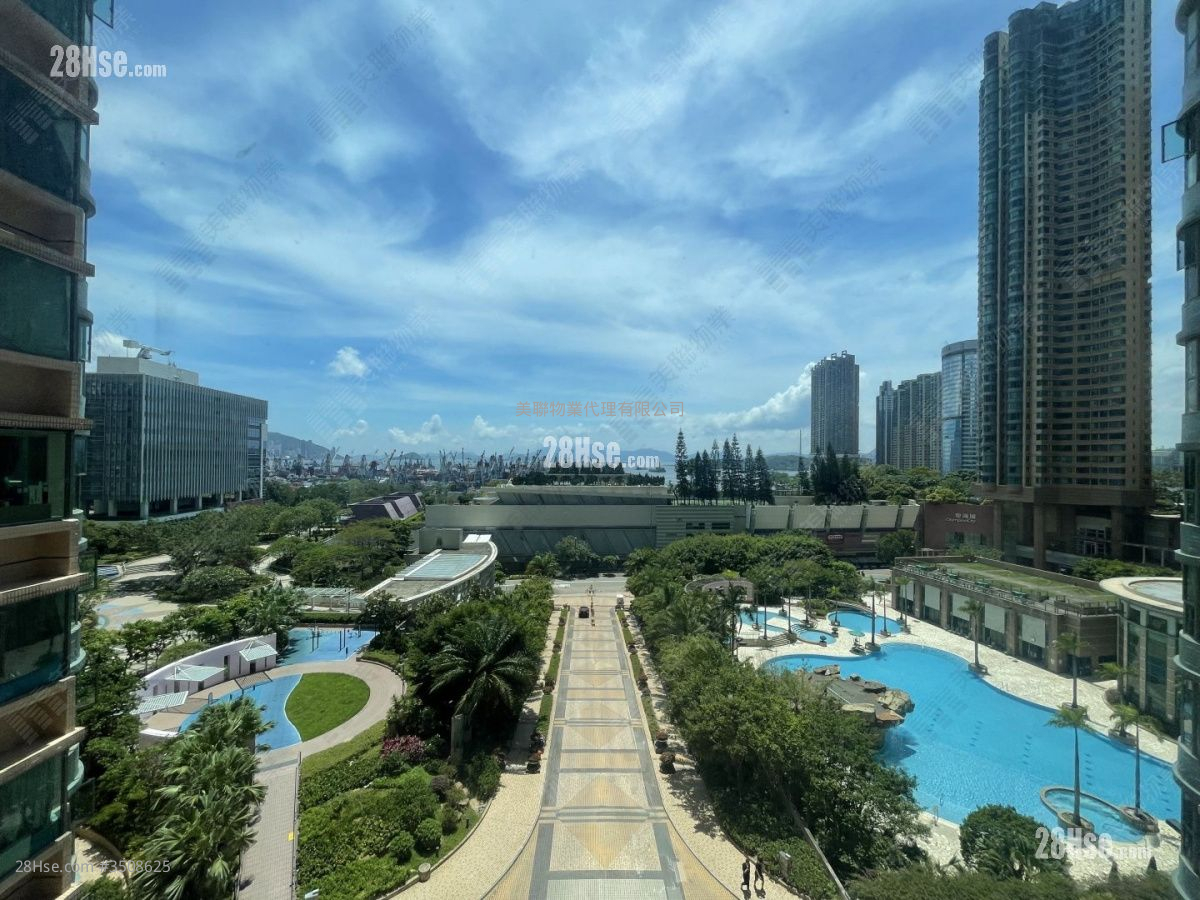 Park Avenue Sell 3 Bedrooms 737 ft² ( 68.5 m² )