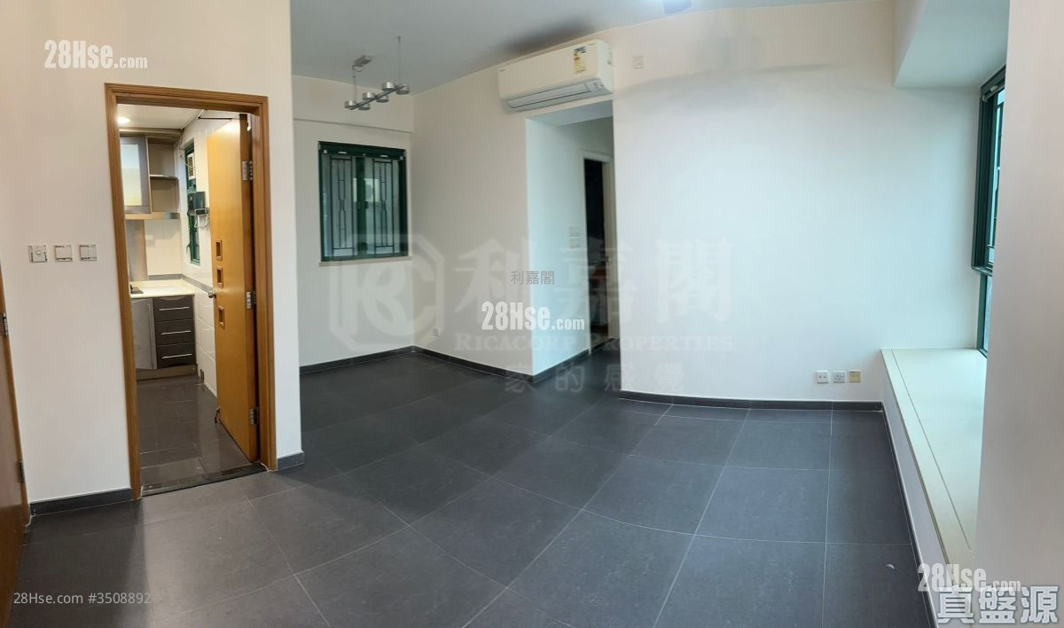 The Seacrest Sell 2 Bedrooms , 1 Bathroom 463 ft² ( 43.0 m² )