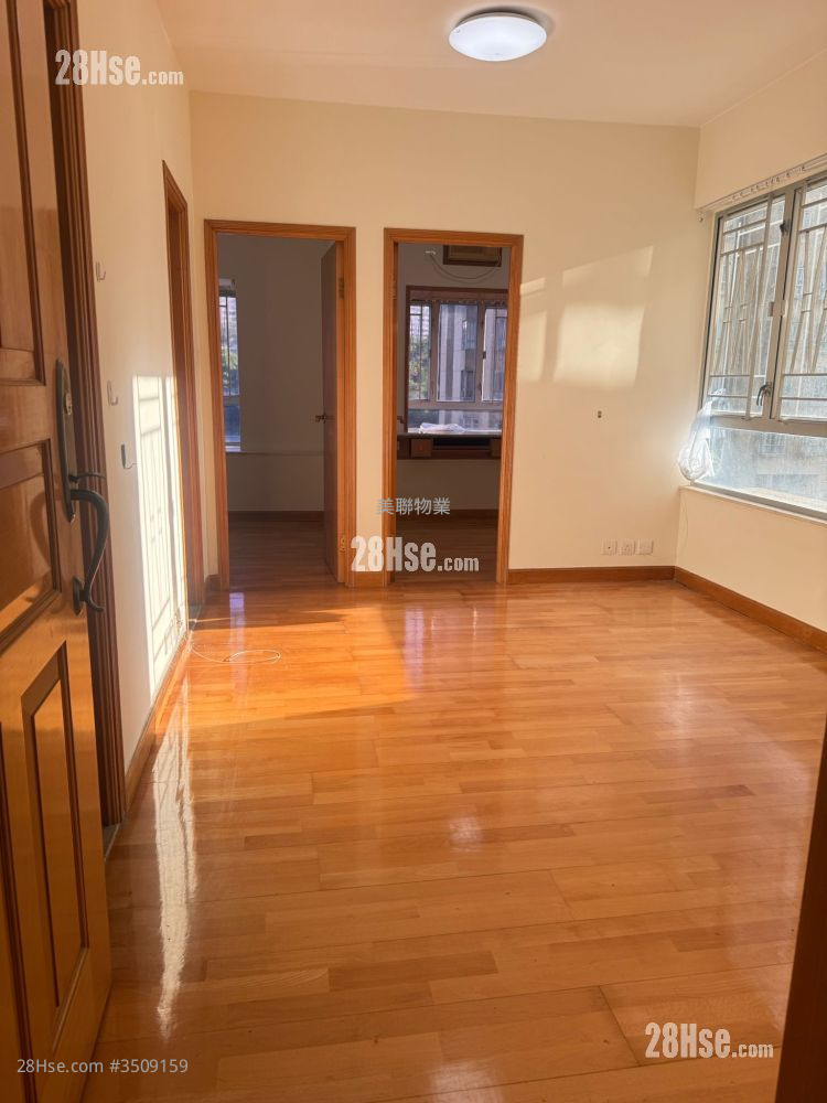 Tsing Yi Garden Rental 2 Bedrooms , 1 Bathroom 343 ft² ( 31.9 m² )