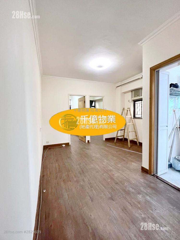 Shing Hing Building Sell 3 Bedrooms 427 ft² ( 39.7 m² )