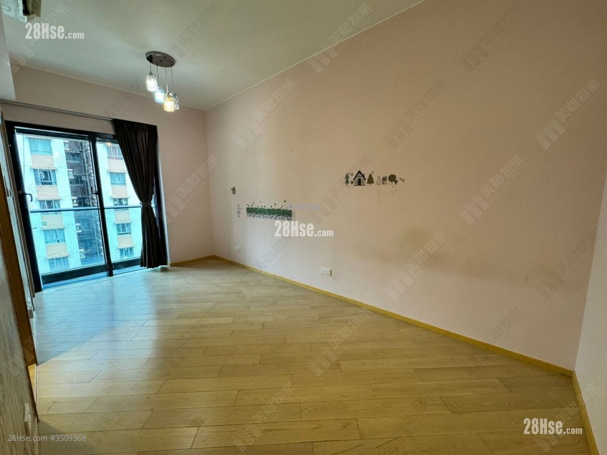 The Met. Delight Sell 1 Bathroom 280 ft² ( 26.0 m² )