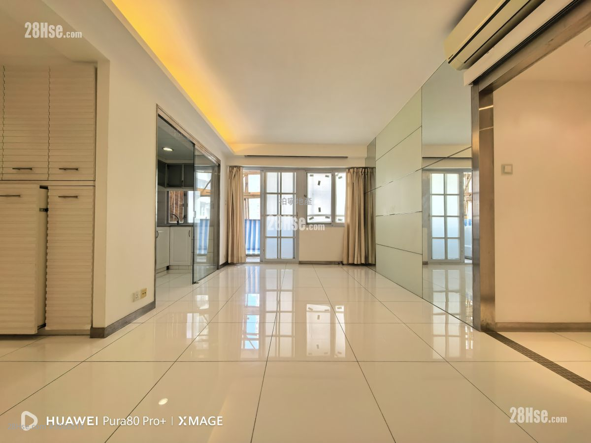 Village Tower Rental 2 Bedrooms , 2 Bathrooms 805 ft² ( 74.8 m² )
