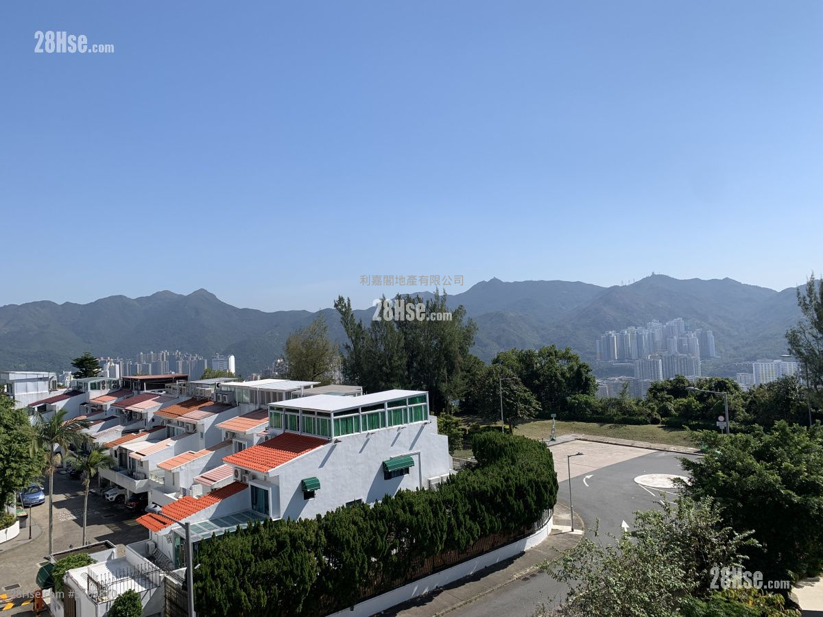Greenwood Terrace Sell 3 Bedrooms 882 ft² ( 81.9 m² )