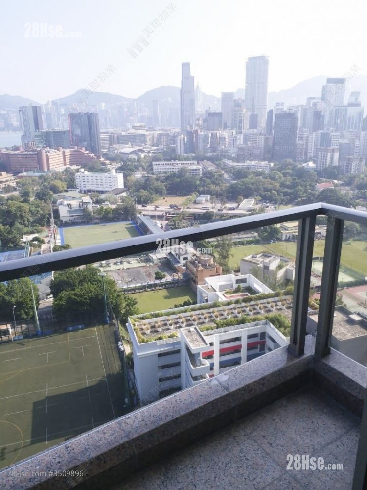 Parc Palais Rental 3 Bedrooms , 2 Bathrooms 1,252 ft² ( 116.3 m² )