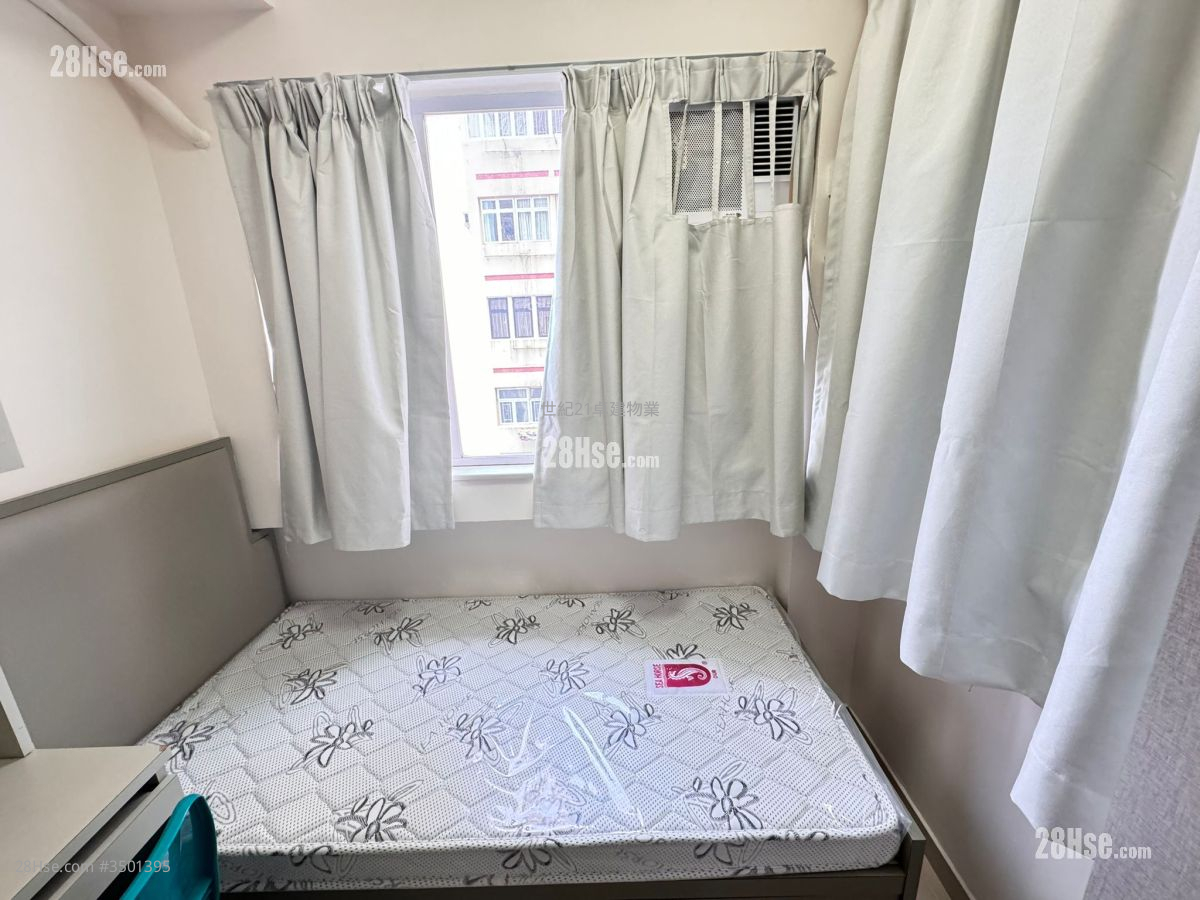 Man Cheong Building Rental 1 Bedroom , 2 Bathrooms 100 ft² ( 9.3 m² )