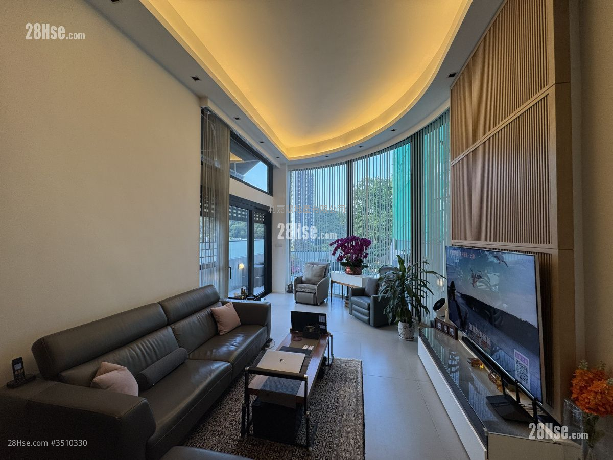Wesley Villa Sell 3 Bedrooms , 3 Bathrooms 1,624 ft² ( 150.9 m² )
