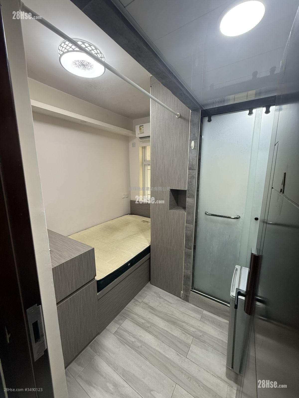 Kam Wah House Rental Studio , 1 Bathroom 120 ft² ( 11.1 m² )
