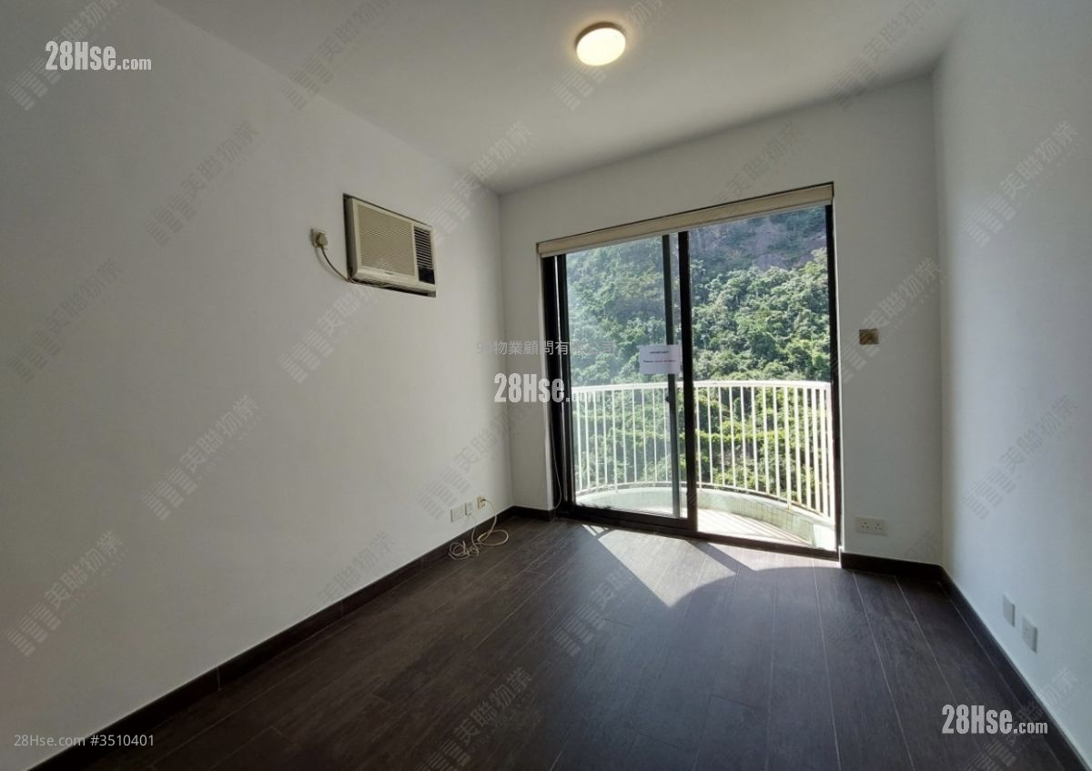 Scenecliff Sell 539 ft² ( 50.1 m² )