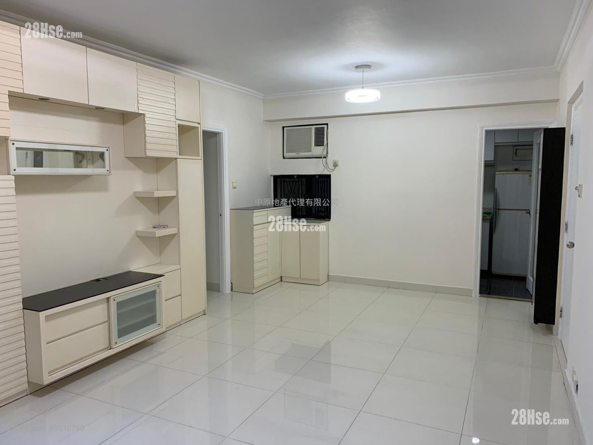 Bayview Garden Rental 3 Bedrooms , 2 Bathrooms 708 ft² ( 65.8 m² )