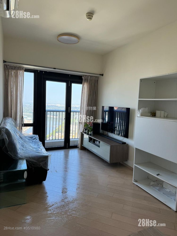 Twin Regency Rental 2 Bedrooms , 1 Bathroom 459 ft² ( 42.6 m² )