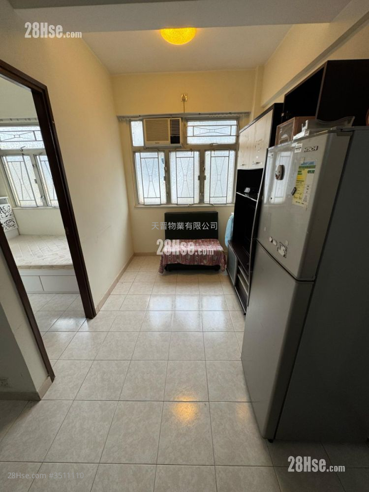 United Building Rental 1 Bedroom , 1 Bathroom 287 ft² ( 26.7 m² )