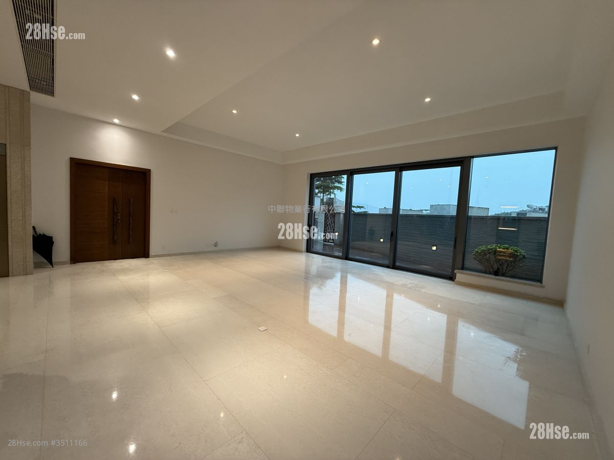The Cavaridge Rental 5+ Bedrooms , 5+ Bathrooms 4,425 ft² ( 411.1 m² )