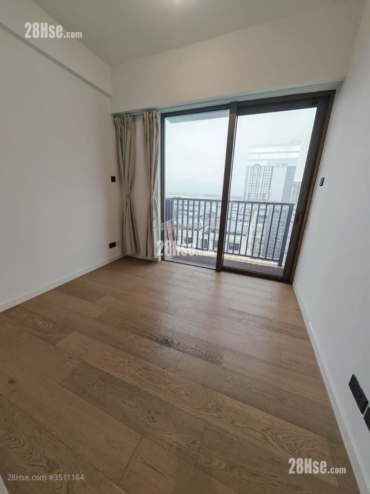 Mangrove Sell Studio , 1 Bathroom 186 ft² ( 17.3 m² )