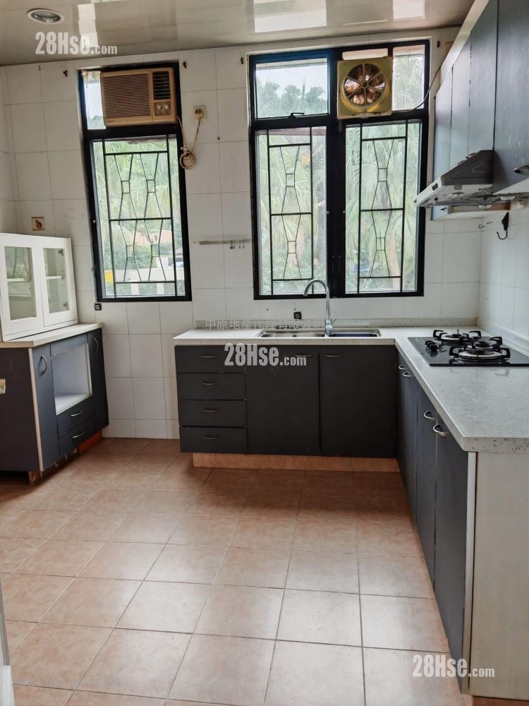 Europa Garden Rental 3 Bedrooms 1,459 ft² ( 135.5 m² )