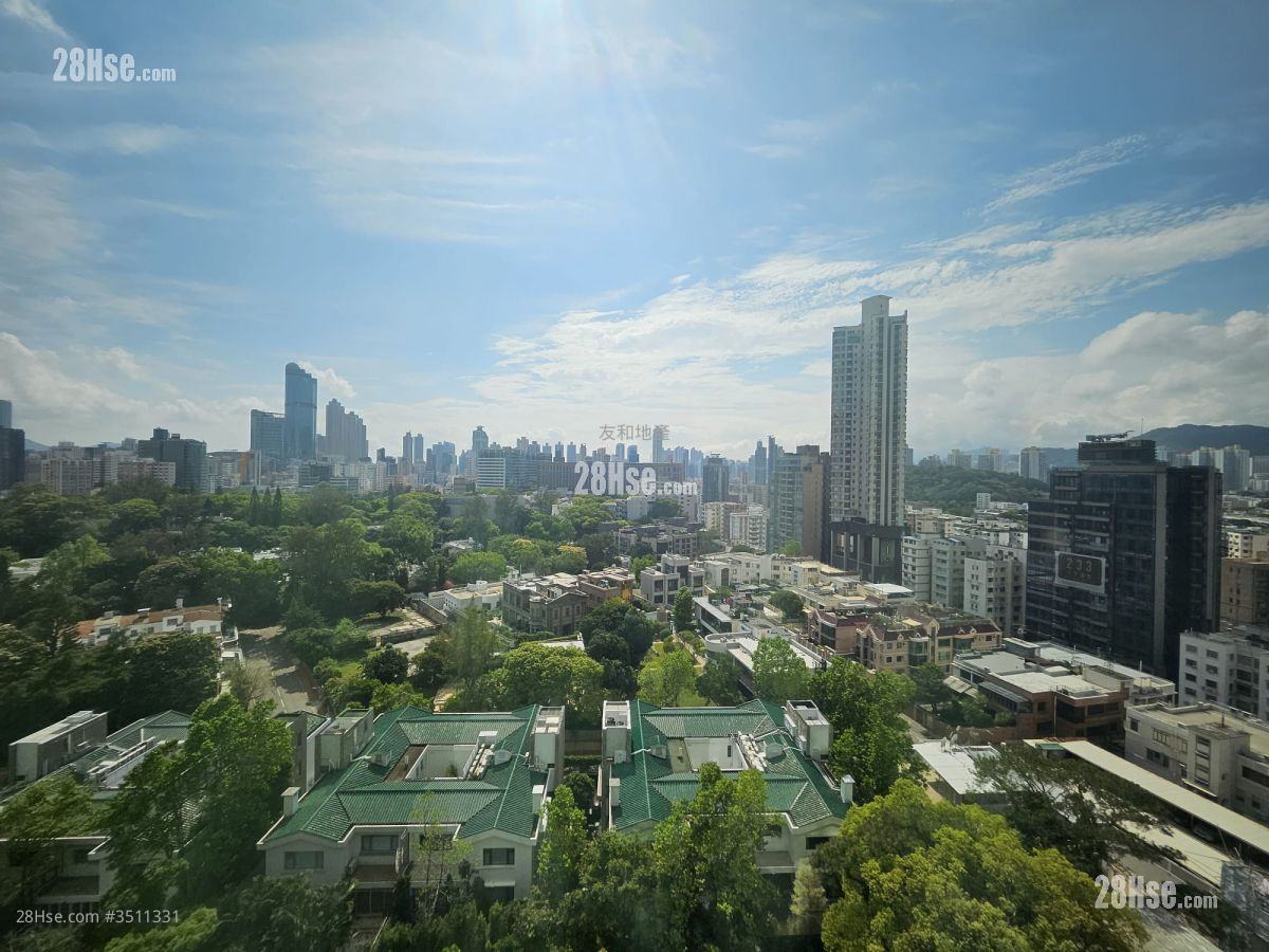 Grand Excelsior Sell 3 Bedrooms , 3 Bathrooms 921 ft² ( 85.6 m² )