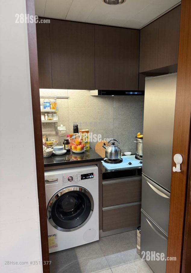 Carado Garden Sell 3 Bedrooms 591 ft² ( 54.9 m² )