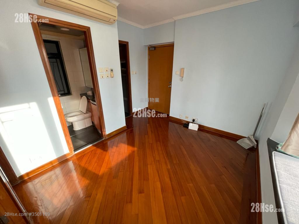 Imperial Terrace Rental 2 Bedrooms , 1 Bathroom 250 ft² ( 23.2 m² )
