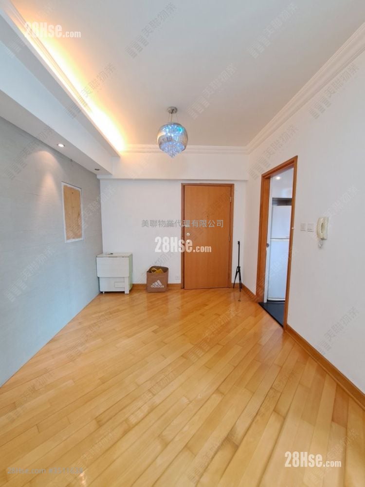 Liberte Rental 522 ft² ( 48.5 m² )