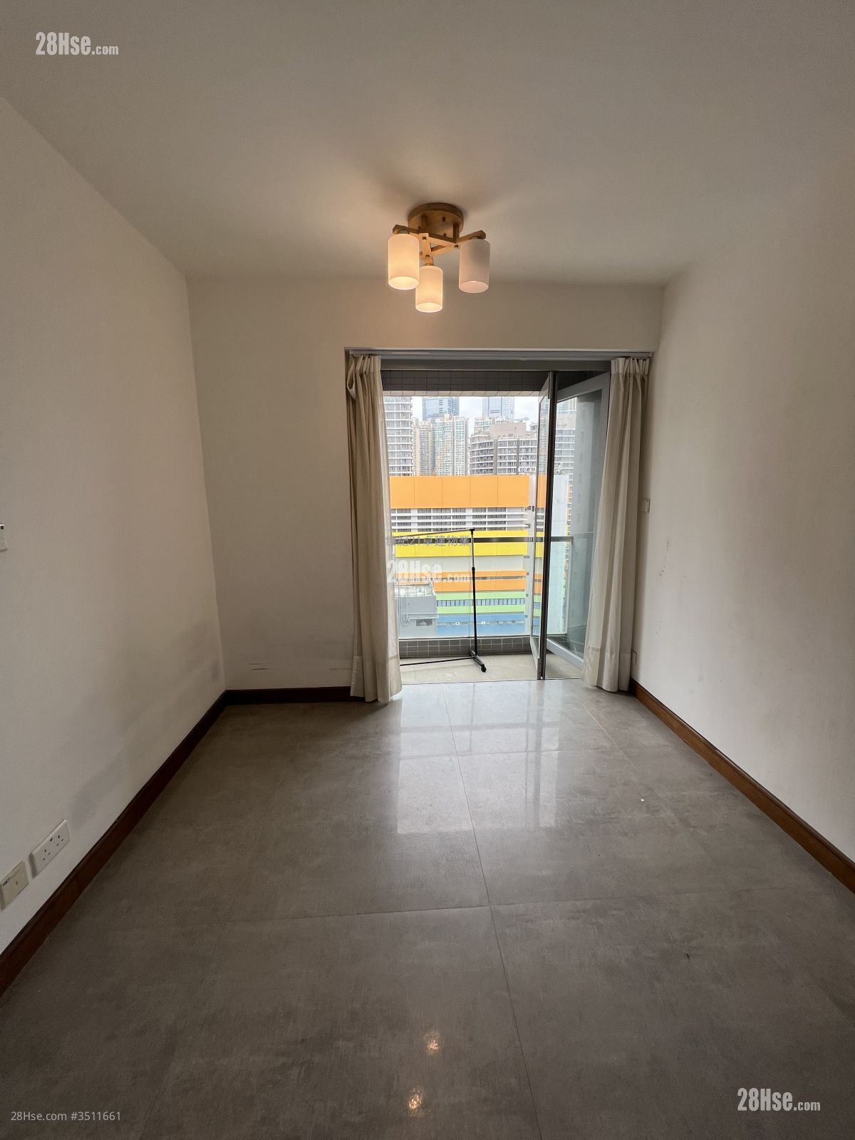 Ava62 Sell Studio , 1 Bathroom 173 ft² ( 16.1 m² )