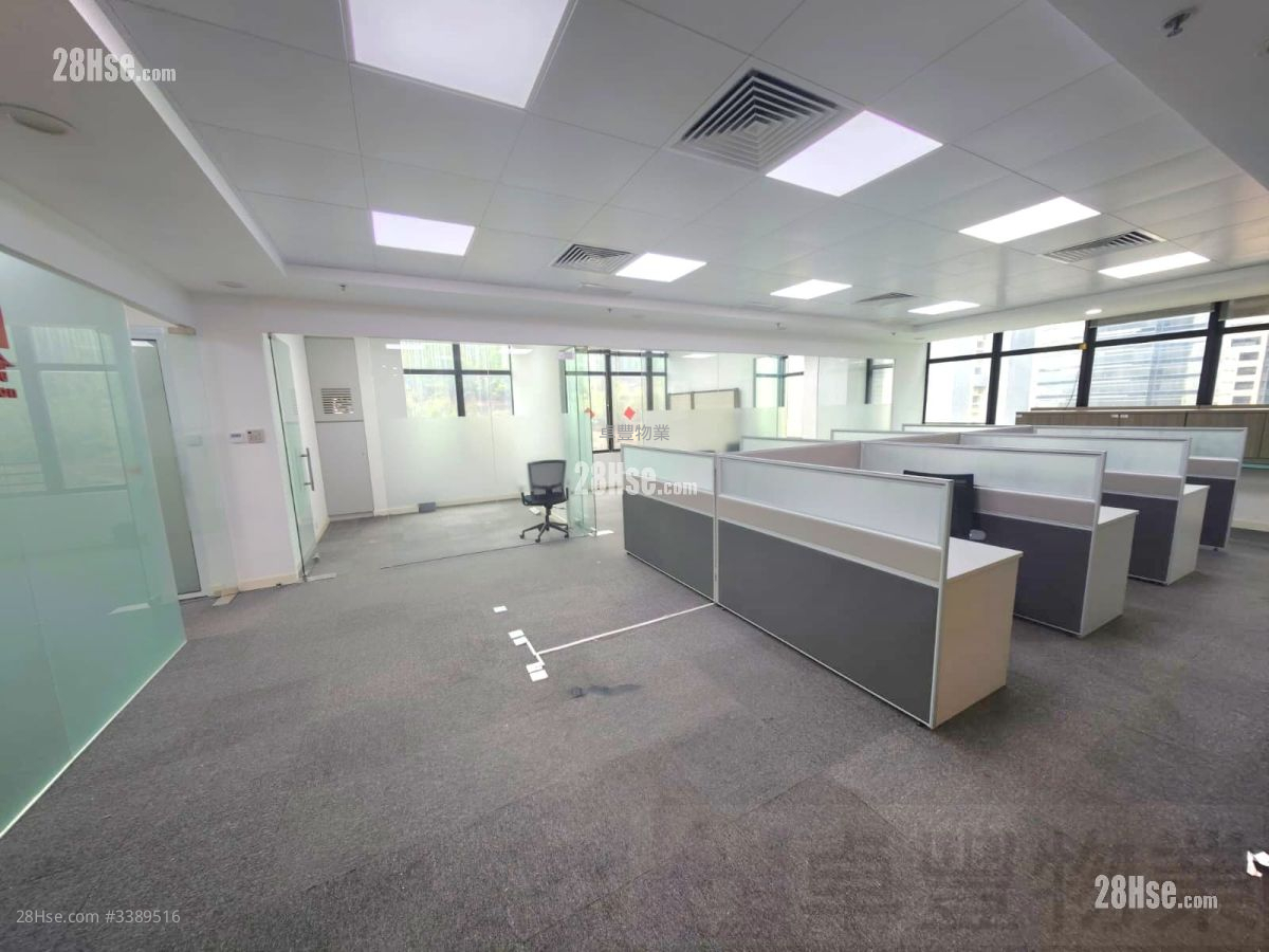 Centre 600 Rental 5+ Bedrooms , 1 Toilet 1,750 ft² ( 162.6 m² )
