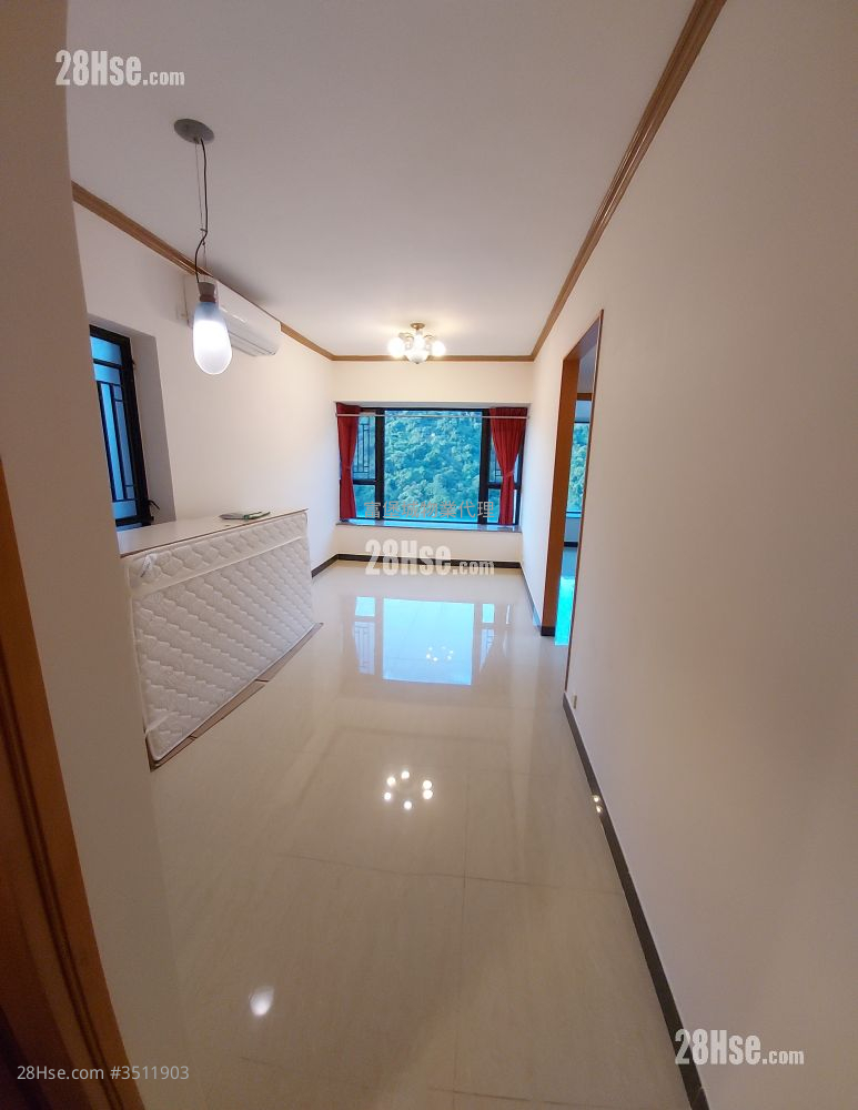 Castello Rental 2 Bedrooms , 1 Bathroom 547 ft² ( 50.8 m² )