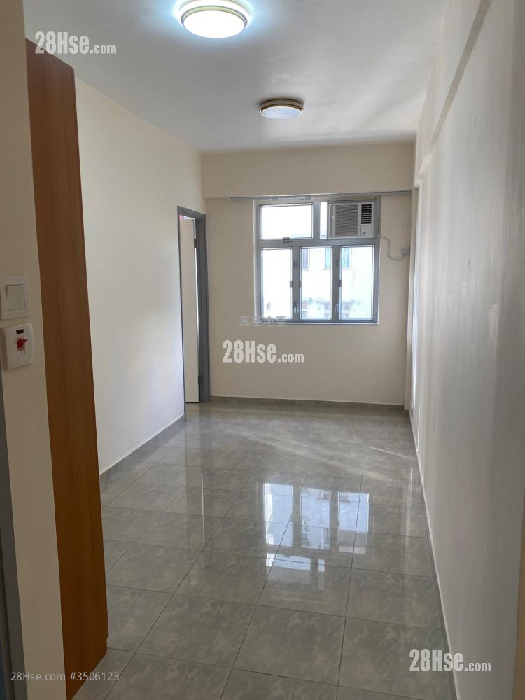 Kin Yick Mansion Rental 2 Bedrooms , 1 Bathroom 377 ft² ( 35.0 m² )