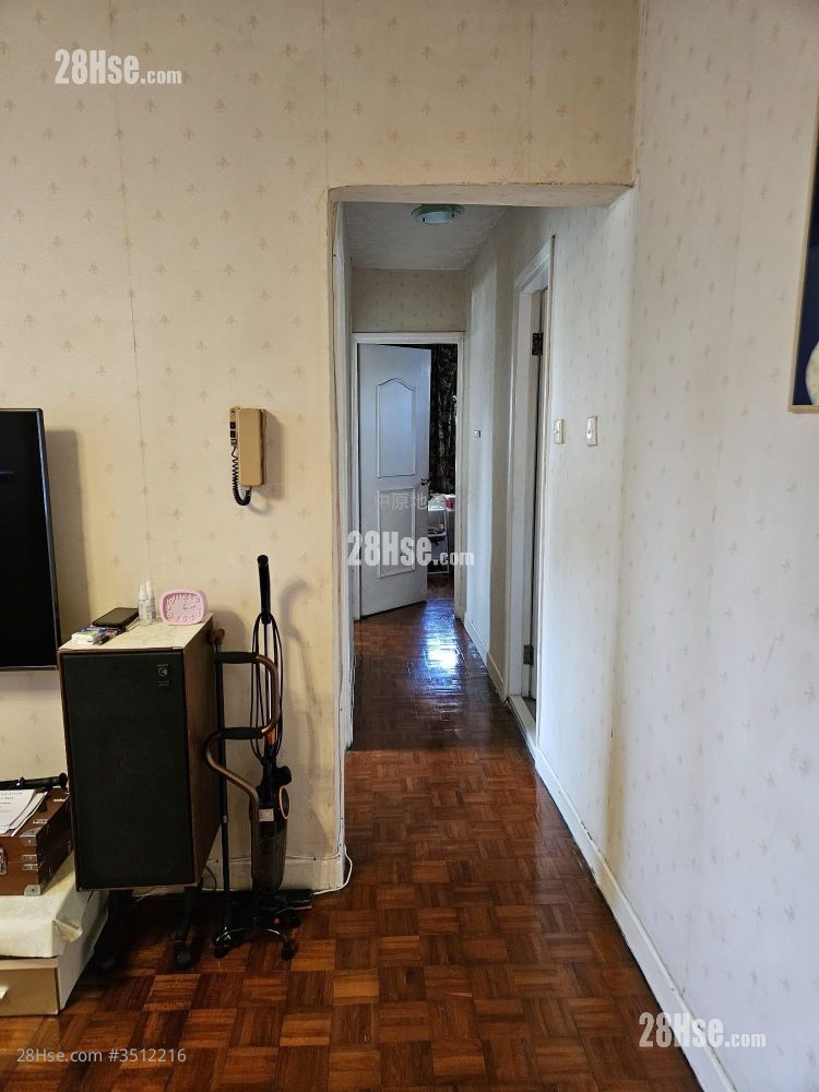Serene Garden Sell 3 Bedrooms 590 ft² ( 54.8 m² )