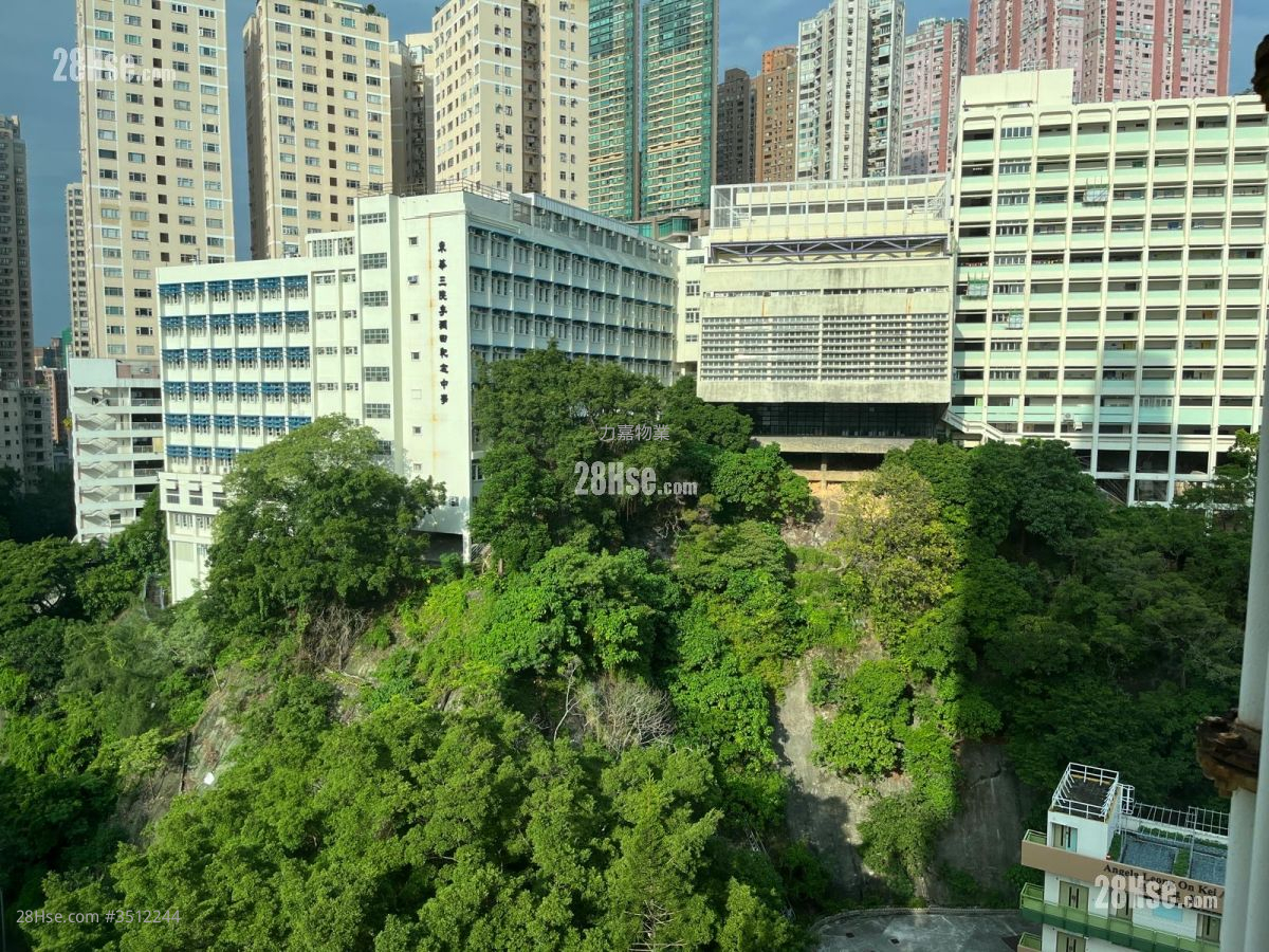 King Yu Court Sell 4 Bedrooms , 3 Bathrooms 1,122 ft² ( 104.2 m² )