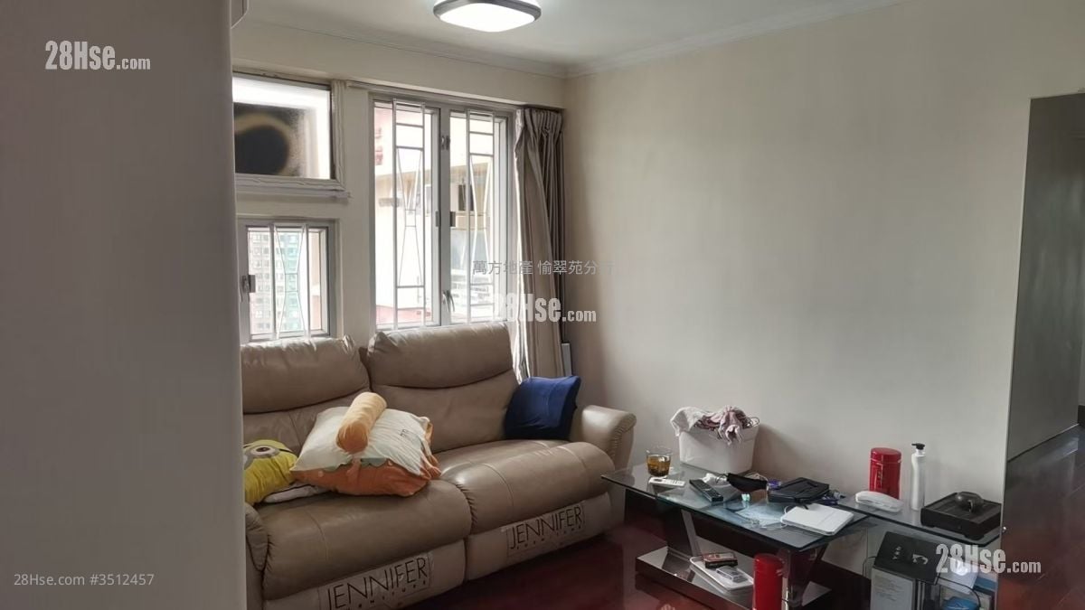 Yue Tin Court Rental 3 Bedrooms , 1 Bathroom 548 ft² ( 50.9 m² )