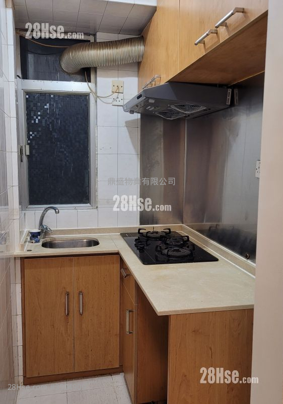 Cheong Shing Mansion Rental 2 Bedrooms , 1 Bathroom 330 ft² ( 30.7 m² )