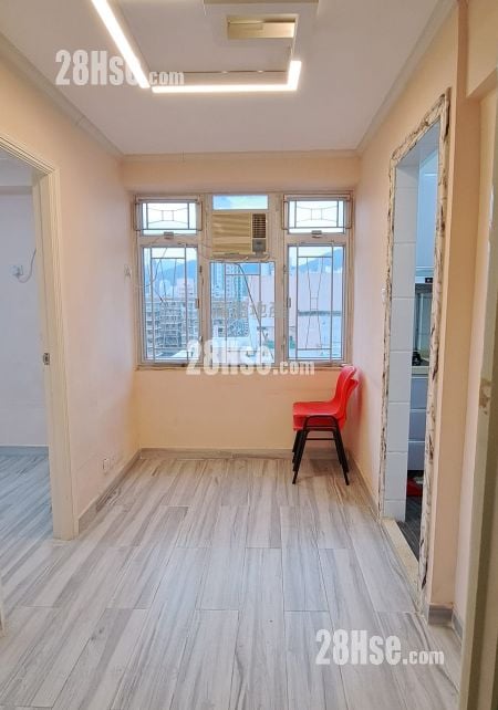 Man Shing Building Rental 2 Bedrooms , 1 Bathroom 255 ft² ( 23.7 m² )
