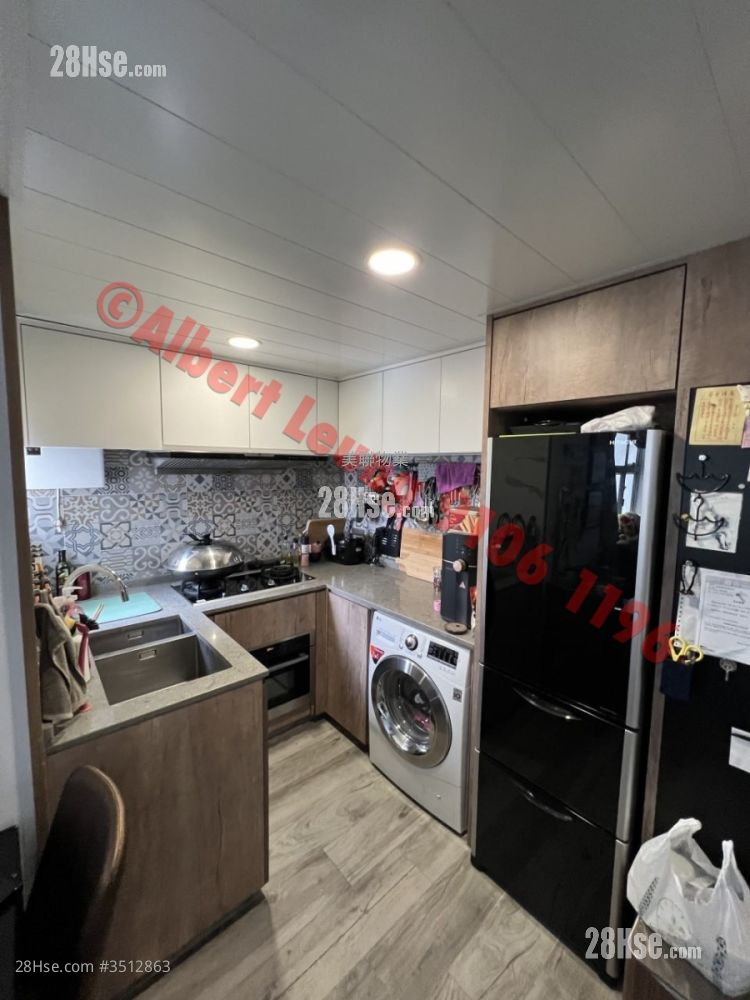 Shatin Centre Sell 1 Bedroom , 1 Bathroom 357 ft² ( 33.2 m² )