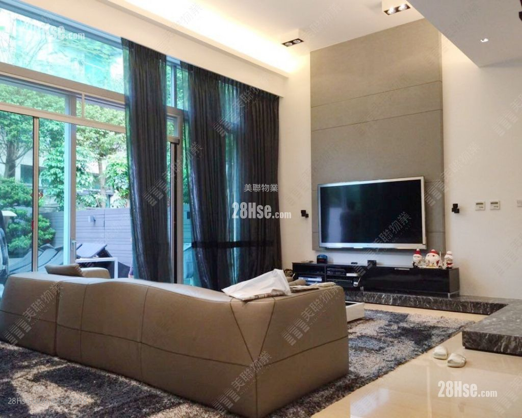 The Vineyard Sell 5+ Bedrooms 2,209 ft² ( 205.2 m² )