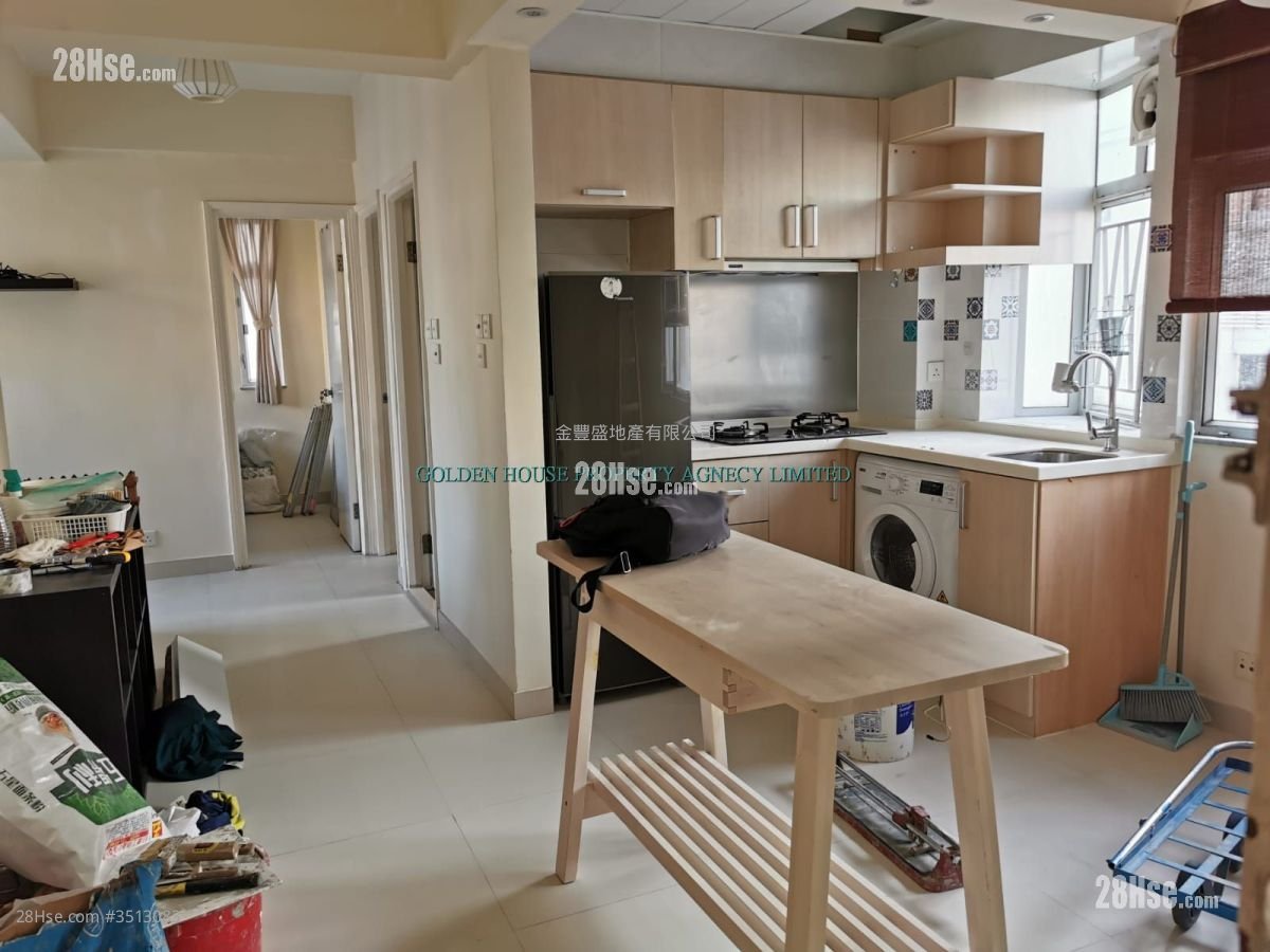 Wah Po Building Rental 2 Bedrooms , 1 Bathroom 412 ft² ( 38.3 m² )