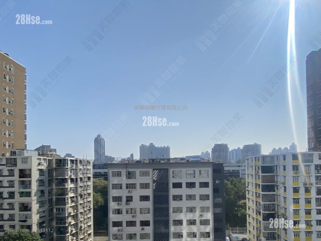 The Lamma Palace Sell 3 Bedrooms , 3 Bathrooms 912 ft² ( 84.7 m² )