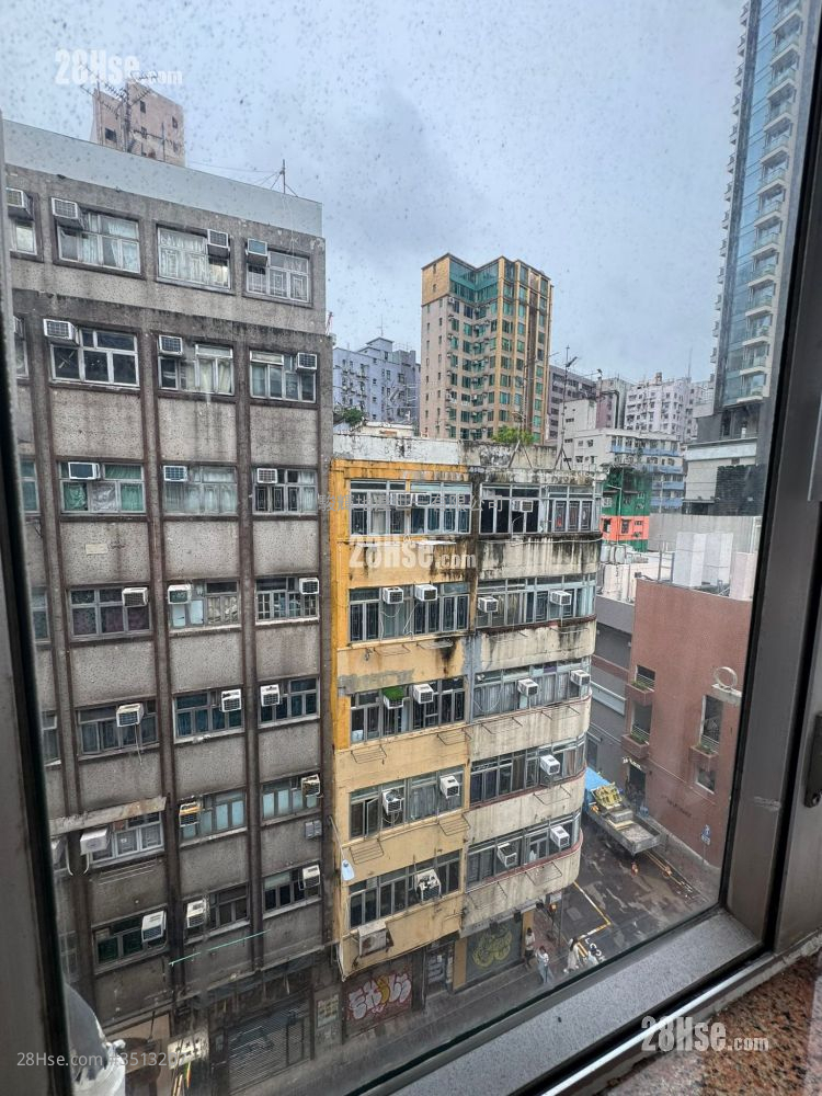 Kam Bo Building Rental 1 Bedroom , 1 Bathroom 150 ft² ( 13.9 m² )