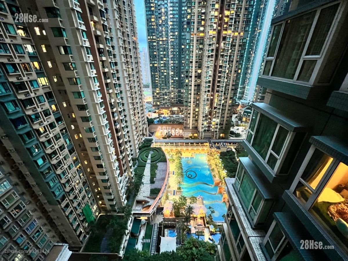Banyan Garden Sell 2 Bedrooms 512 ft² ( 47.6 m² )
