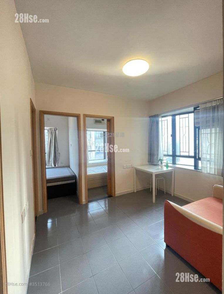 Connaught Garden Sell 2 Bedrooms , 1 Bathroom 310 ft² ( 28.8 m² )